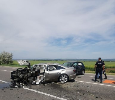 Accident cu cinci masini pe E 85 / DN 2: o femeie si trei copii au fost raniti