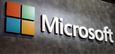 Microsoft pregateste un nou model AI pentru a concura cu Google, OpenAI, potrivit The Information