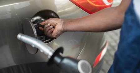 Cresterea cererii de benzina va incetini in acest an din cauza cresterii numarului de vehicule electrice