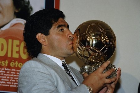 Balonul de Aur al lui Maradona va fi scos la licitatie