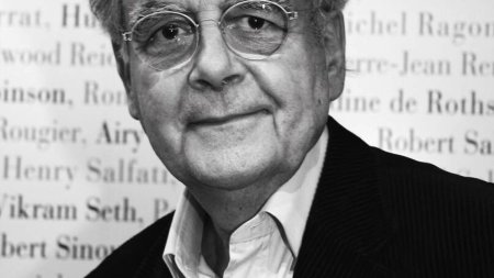 Prezentatorul TV si scriitorul Bernard Pivot, care i-a facut pe francezi sa iubeasca lectura, a murit la 89 de ani
