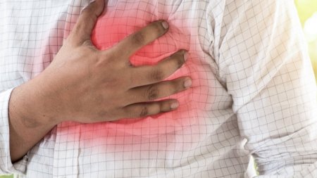 Bolile de inima, agravate dupa sarbatorile de Paste: Simptomele pe care le are pacientul tanar nu difera de cele pe care le are cel in varsta