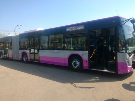 Autobuz cu hidrogen, testat la Cluj-Napoca. Calatoriile cu autobuzul testat vor fi gratuite in timpul turneului de promovare