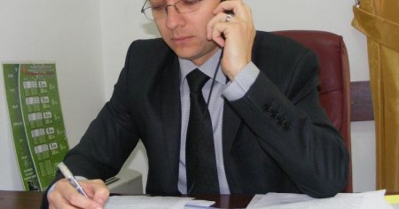 Primarul Botosaniului, trimis in judecata dupa ce ar fi dat unei candidate subiectele la un concurs pentru functia de consilier