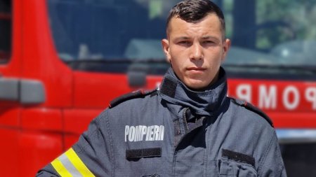 Tot respectul!. Alexandru, un pompier aflat in timpul liber, a salvat o batranica, cinci catei si patru pisici, in Giurgeni