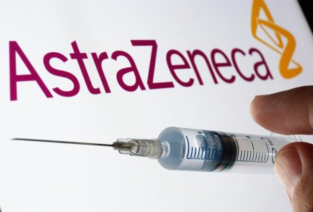 Sfarsitul unei ere: AstraZeneca anunta ca va retrage definitiv vaccinul impotriva Covid-19 din cauza cererii slabe. Anterior acesta fusese implicat in controverse privind potentialele <span style='background:#EDF514'>EFECTE</span>le adverse