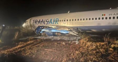 Avion Boeing, implicat intr-un nou incident aviatic. 11 pasageri au fost raniti, dintre care 4 se afla in stare grava