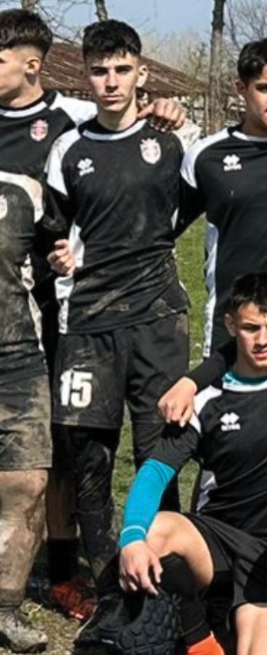 #superstories. Business sportiv. Pariul ZF pe viitorii campioni. Andrei Tudor, 16 ani, rugbi: Rugbiul este un sport care promoveaza loialitatea, disciplina si respectul, oferind in acelasi timp o experienta fizica si mintala intensa