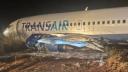 Un avion Boeing, care a apartinut TAROM, a ratat decolarea, in Dakar. Copilotul roman si mai multi pasageri, raniti
