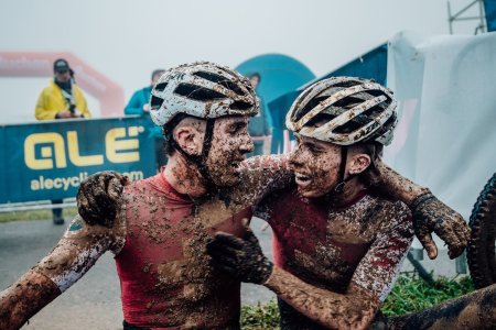 Imagini FABULOASE » Show in noroi la Campionatele Europene de Mountain Bike de la Gheile Gradistei