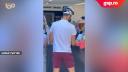 Djokovic si-a facut aparitia azi la la Foro Italico. Cu o casca de biciclist pe cap