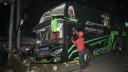 Cel putin 11 persoane au murit intr-un accident in care a fost implicat un autobuz scolar in Indonezia