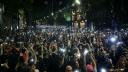 Georgienii au protestat din nou in ciuda avertismentelor ca vor fi arestati. Premierul -decis sa treaca legea controversata