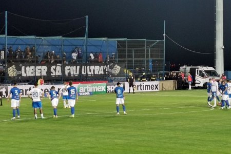 Ce nu s-a vazut la TV in Farul - Universitatea Craiova » Momente de p<span style='background:#EDF514'>ANICA</span> in finalul meciului