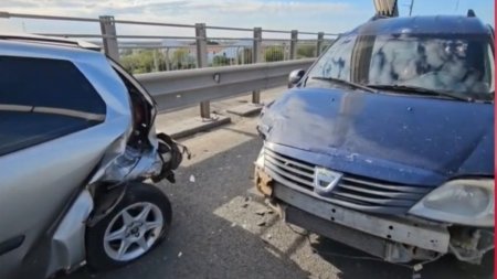 Un barbat s-a aruncat de pe podul din Agigea, in canalul Dunare-Marea Neagra, dupa ce a provocat un accident