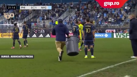 Un raton a intrat pe teren in timpul meciului din MLS dintre Philadelphia Union si New York City FC, scor 1-2