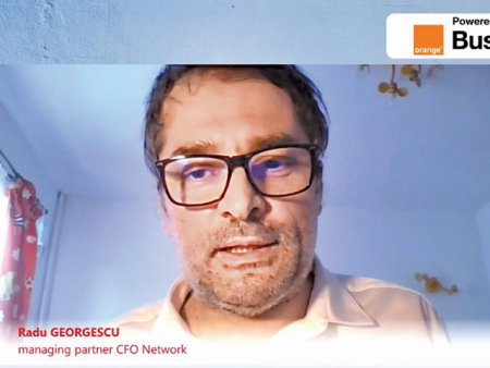ZF Live. Radu Georgescu, managing partner CFO Network: Ca sa intram intr-o criza imobiliara trebuie un moment declansator si inca nu il avem. Preturile la imobiliare nu pot scadea daca nu avem o piata lichida
