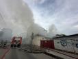 Ultima ora: Incendiu cu degajari mari de fum la o casa din Bucuresti