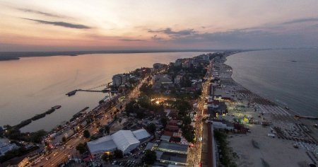 Revolta unui turist care a platit 50 de lei pe alune, un corn si un suc: Cum sa mai mergi pe litoral la asemenea preturi?