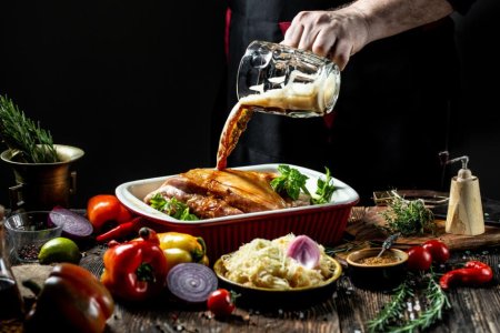 Friptura de porc cu bere. <span style='background:#EDF514'>RETE</span>ta si pasii pentru o carne frageda si gustoasa
