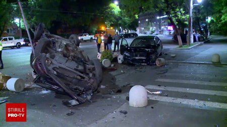 Accident spectaculos in Capitala. Un barbat s-a rasturnat cu masina pe care a furat in timp ce era urmarit de politie