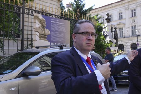 Observatorii externi ai alegerilor din Romania, intalnire la AEP. Printre acestia, trimisul lui Donald Trump
