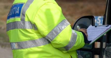 Un sofer a incercat sa scape cu 500 de lei dupa ce a trecut pe rosu, dar s-a ales cu dosar penal