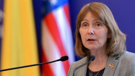 Kathleen Kavalec nu va mai fi ambasadorul SUA in Romania. Care este motivul pentru care pleaca dupa mai bine de doi ani