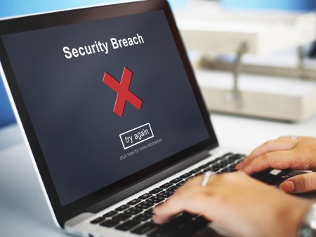 Hackerii rusi au atacat mai multe site-uri oficiale