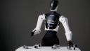 Un robot umanoid, dotat cu inteligenta artificiala, a devenit violent in timpul unei prezentari