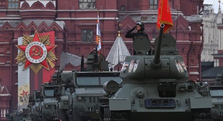 Rusii fortifica Piata Rosie si fac pregatiri pentru Ziua Victoriei